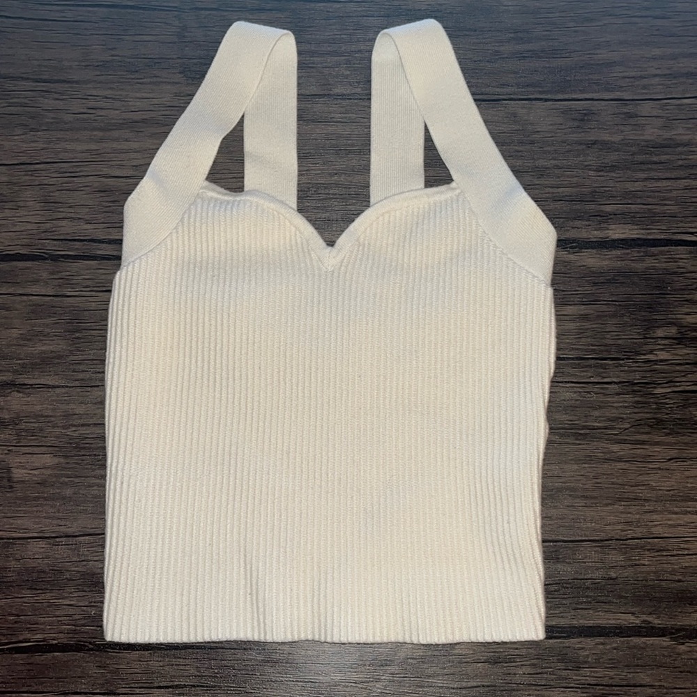 Abercrombie and Fitch Ottoman Sweetheart Tank - White